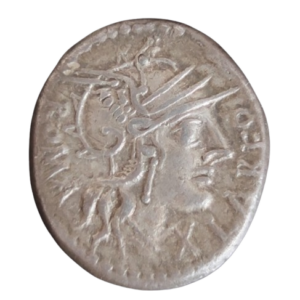 république romaine denier  Fabia  tête de rome casquée