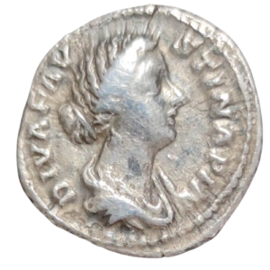 denier faustine jeune 176 rome revers: consécration